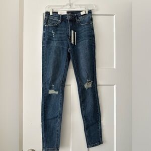 NWT Judy Blue Skinny Jeans